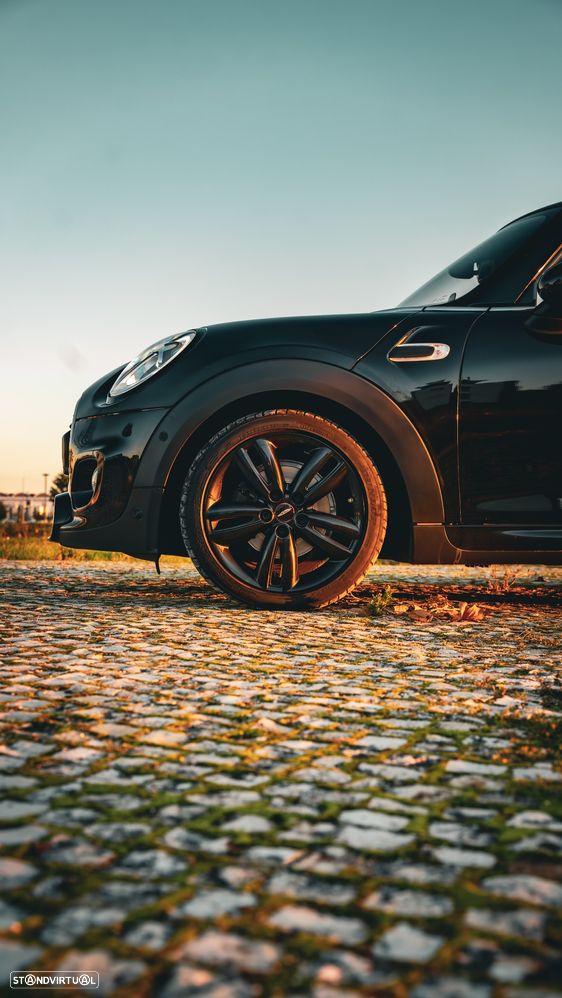 MINI 3 Portas One Aut. JCW - 9