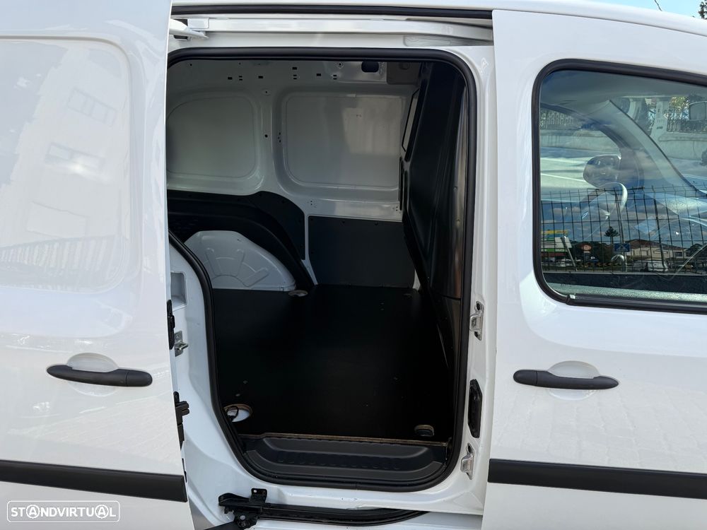 Renault KANGOO 1.5 DCI GPS - 14