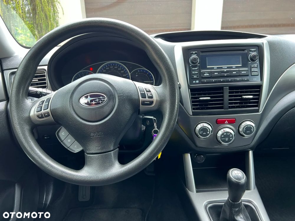 Subaru Forester 2.0X Exclusive - 12