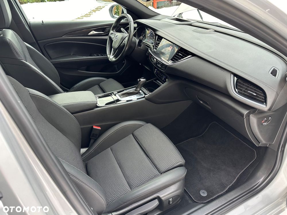 Opel Insignia 2.0 CDTI Elegance S&S - 9