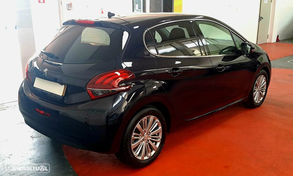 Peugeot 208 1.6 BlueHDi Allure - 19