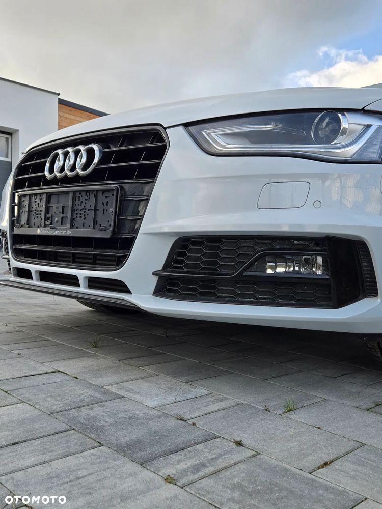 Audi A4 Avant 1.8 TFSI S line Sportpaket - 3