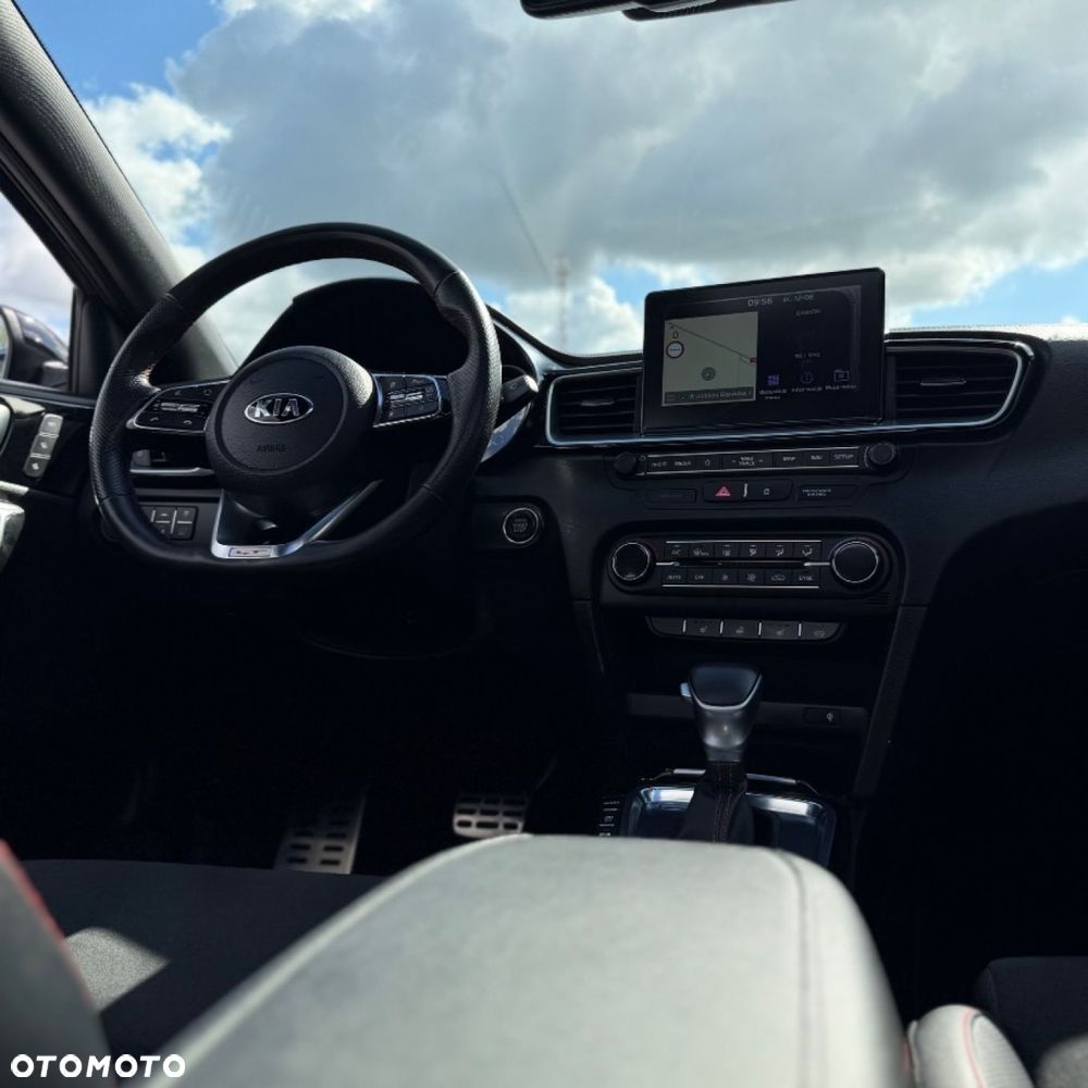 Kia ProCeed 1.6 T-GDI GT DCT - 25