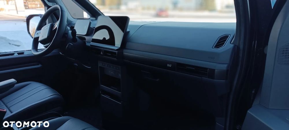 Kia PV5 - 10
