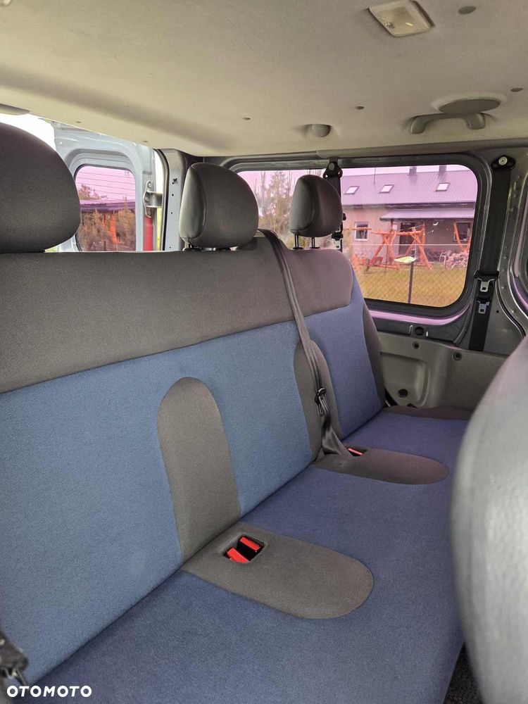 Renault Trafic - 12