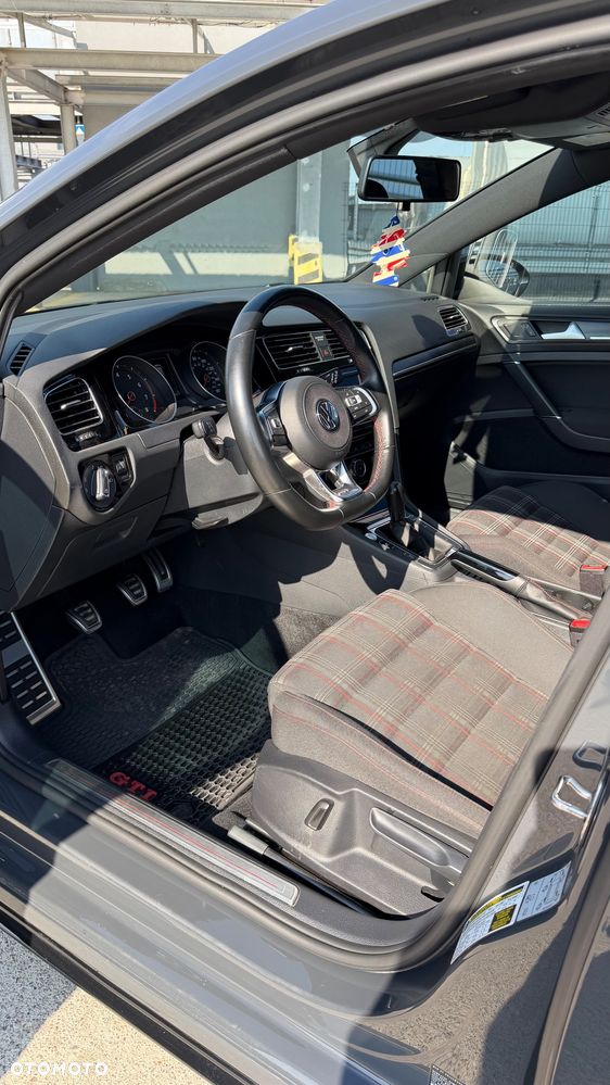 Volkswagen Golf 2.0 TSI BMT GTI Performance - 10