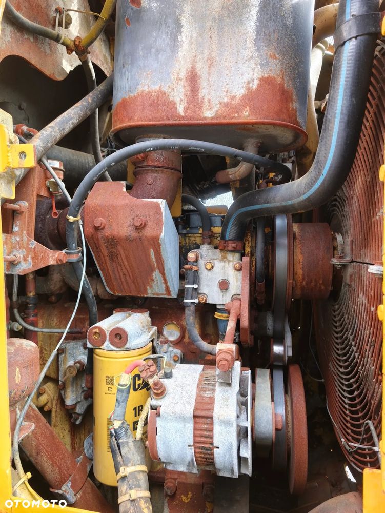 Caterpillar 973D - 7