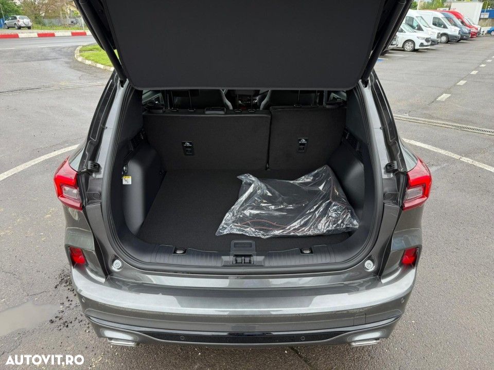 Ford Kuga - 25