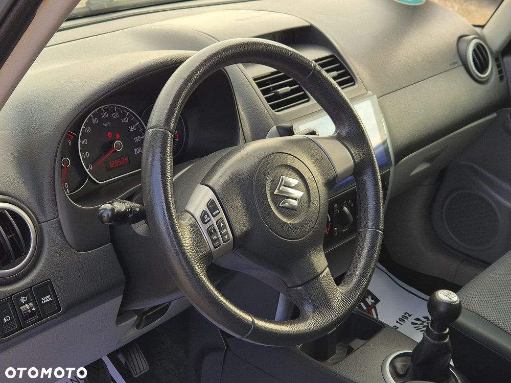 Suzuki SX4 1.5 - 18