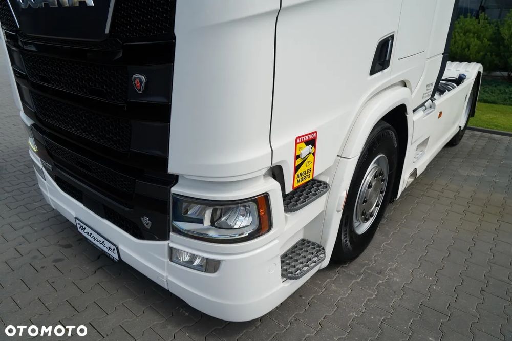 Scania R 520 / V8 / HYDRAULIKA / RETARDER / KLIMATYZACJA POSTOJOWA / ADR AT / CAŁA NA PODUSZKACH / EURO 6 - 10