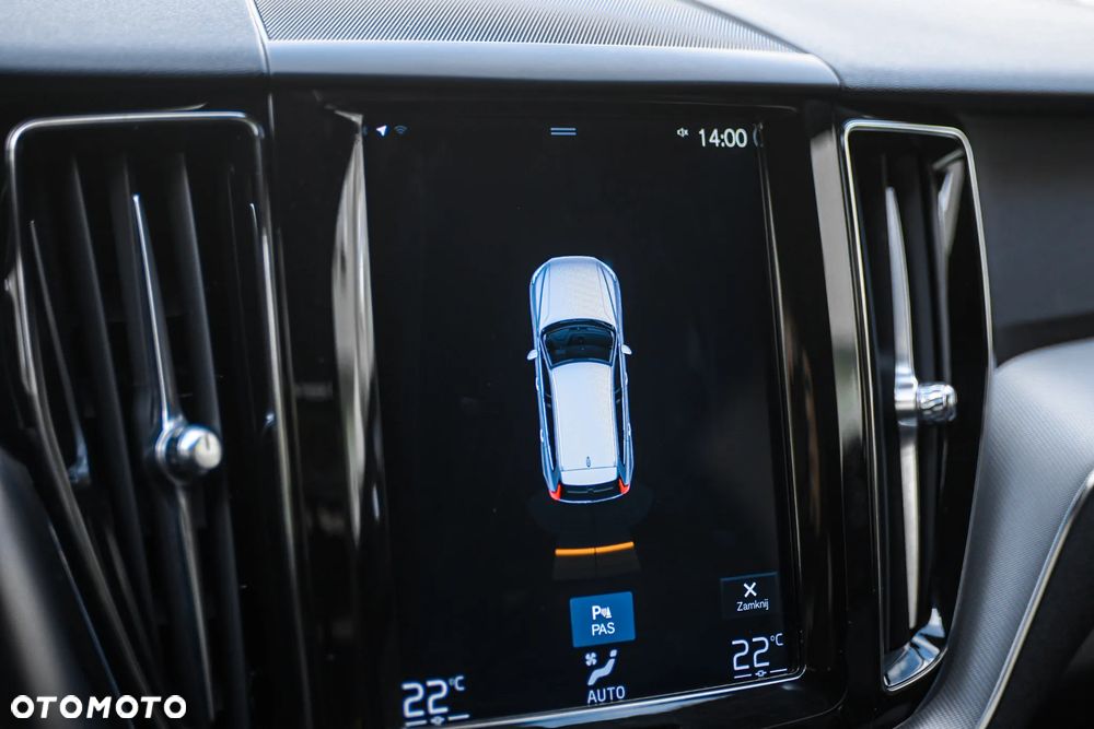 Volvo XC 60 B4 D AWD R-Design - 12