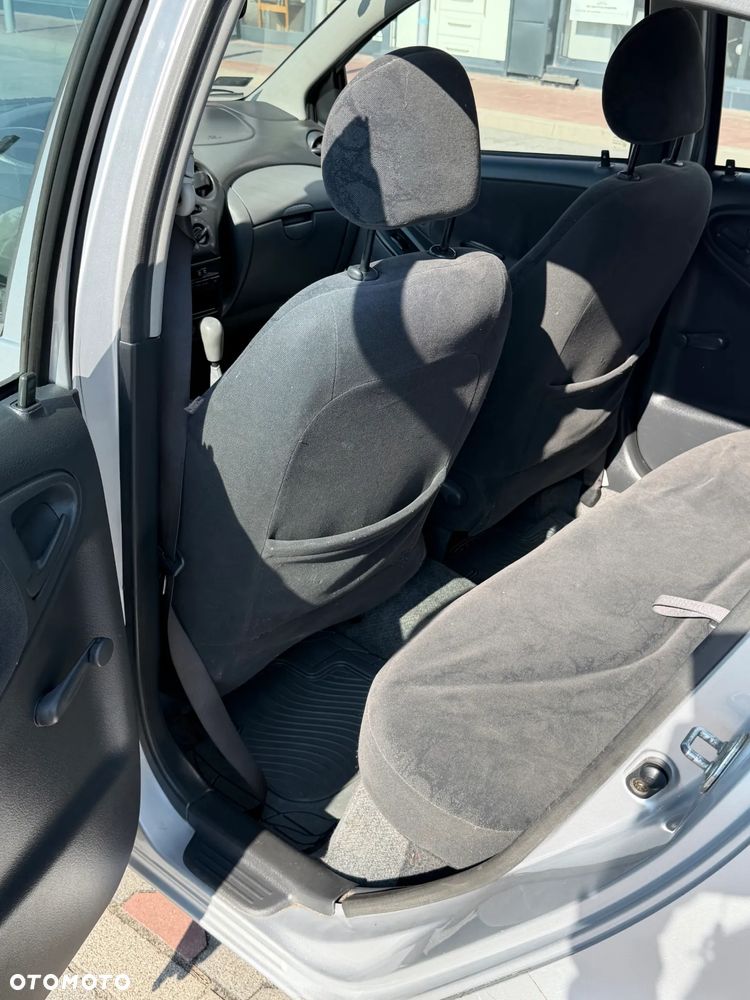 Toyota Yaris 1.3 Luna - 21