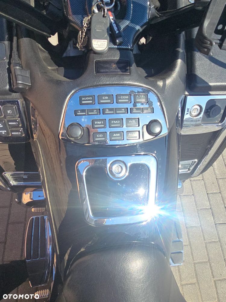 Honda GL - 11