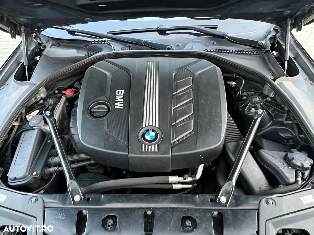 BMW Seria 5 520d Sport-Aut. - 18