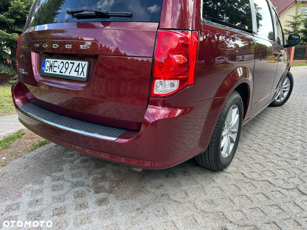 Dodge Grand Caravan ver-3-6-r-t - 23