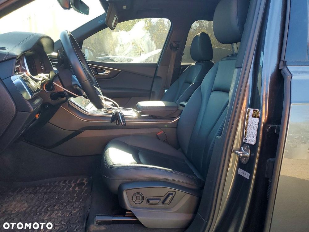 Audi Q7 55 TFSI quattro tiptronic competition plus - 7
