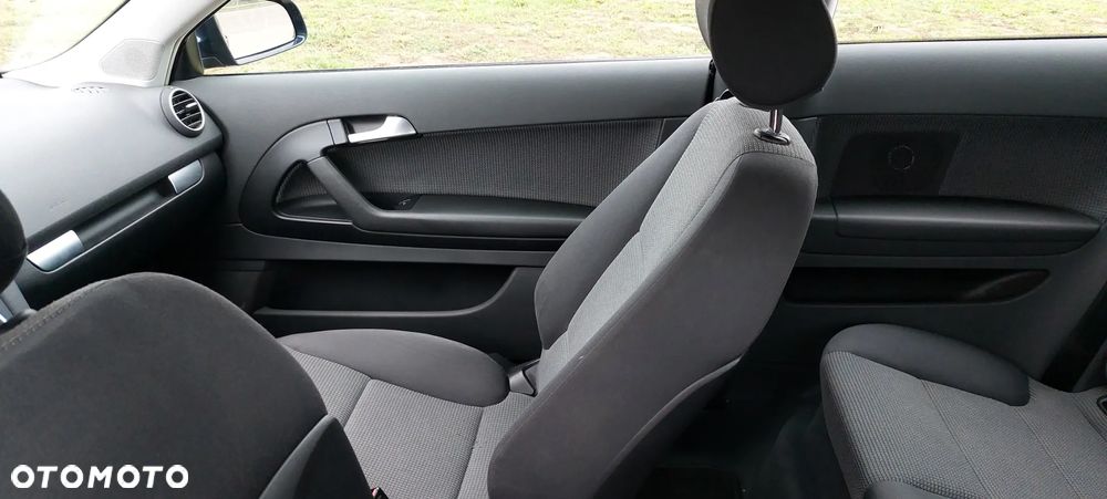 Audi A3 1.6 Ambiente - 17