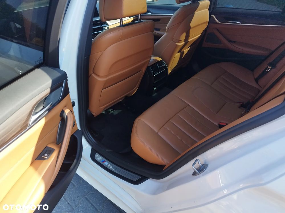 BMW Seria 5 530d xDrive M Sport sport - 33
