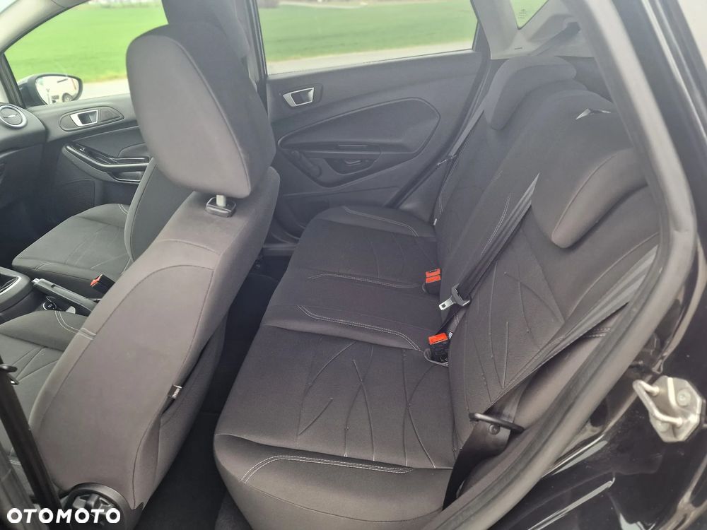 Ford Fiesta 1.25 Celebration - 21