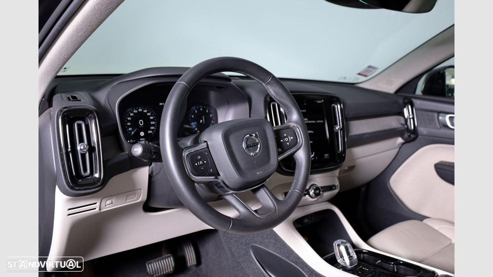 Volvo XC 40 — fotografia 11
