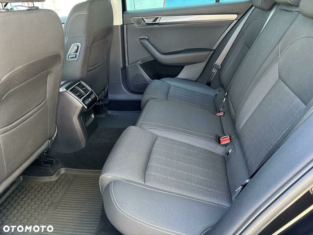 Skoda Superb 2.0 TDI SCR Style DSG - 15