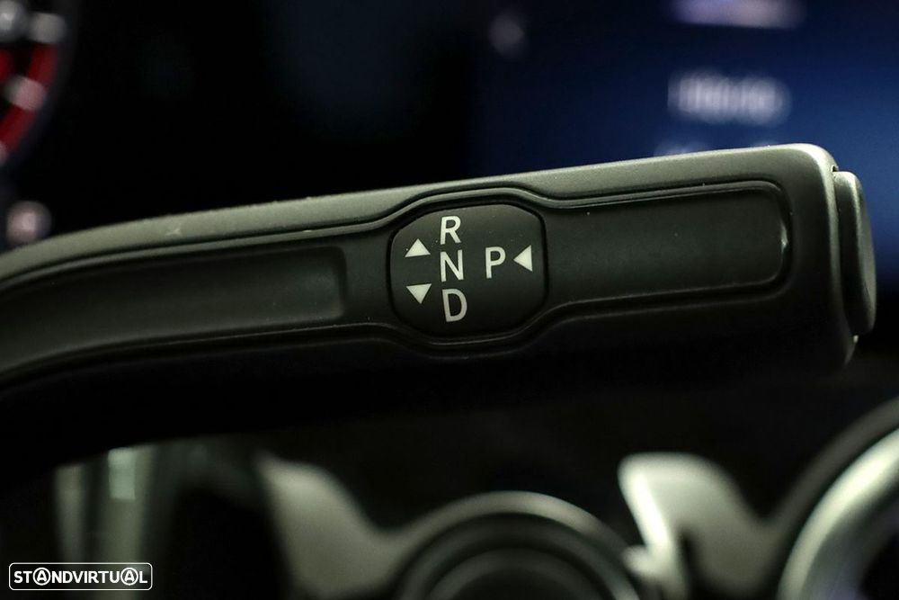 Mercedes-Benz B 250 e AMG Line - 17