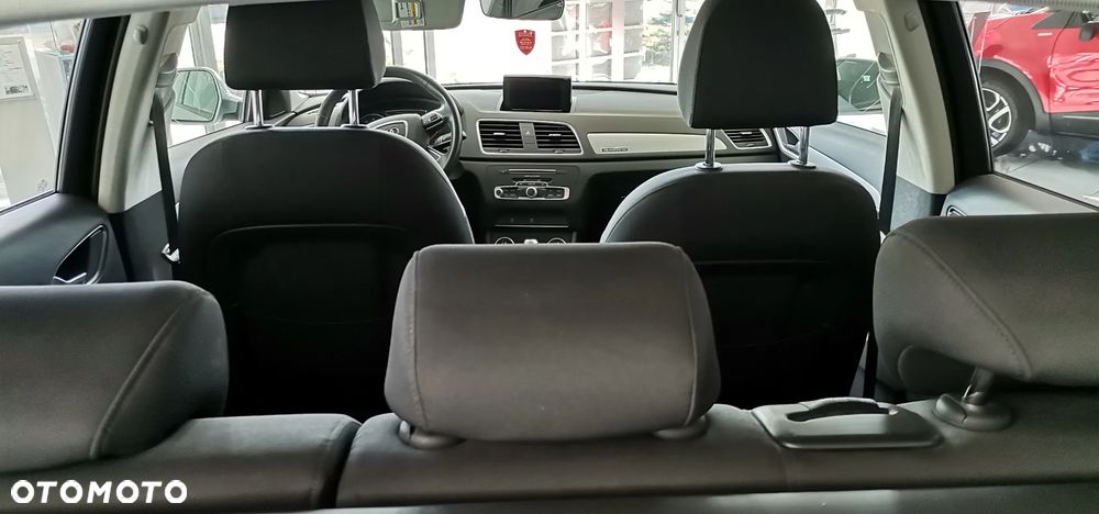 Audi Q3 2.0 TFSI quattro S tronic - 8