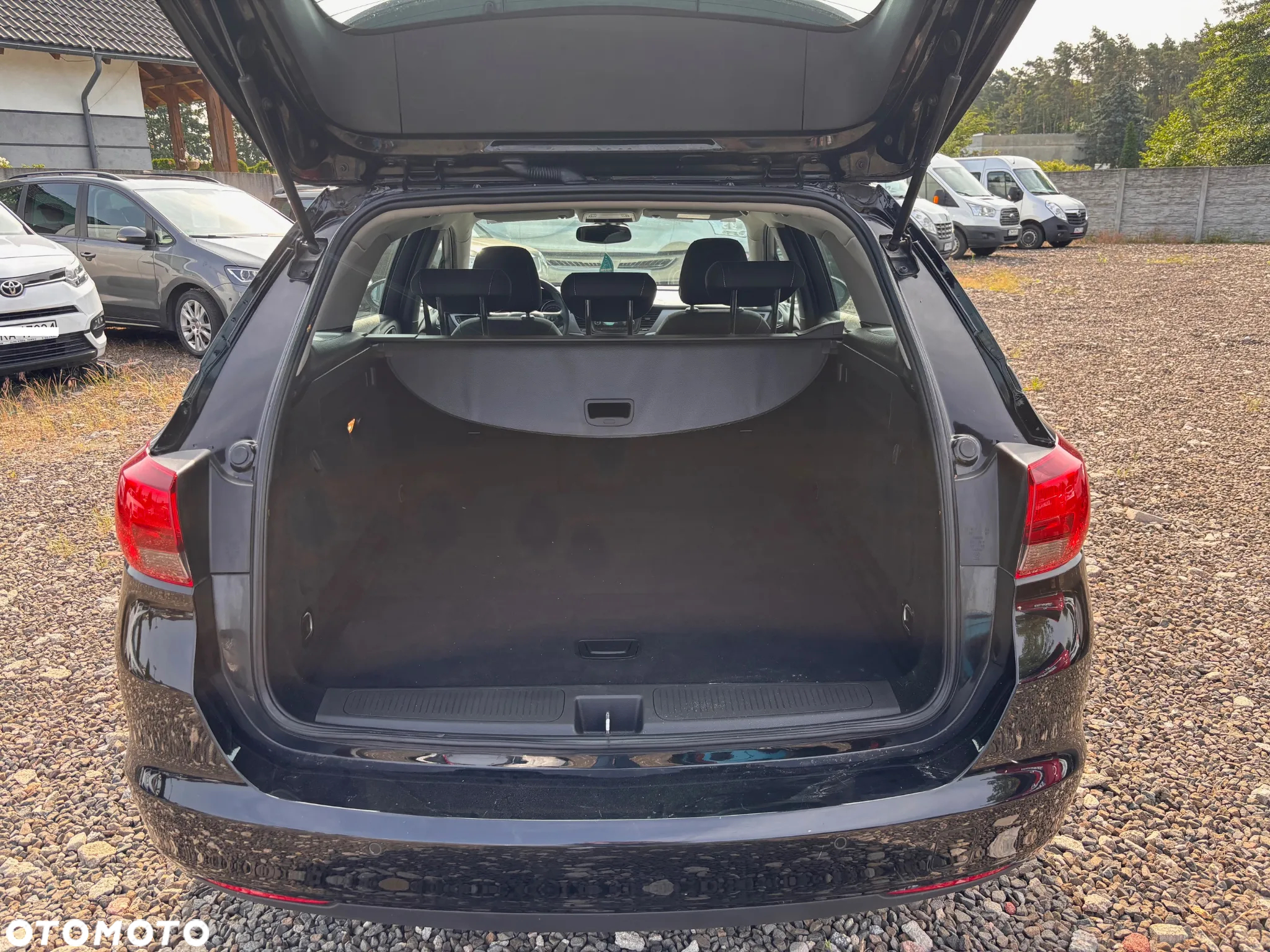 Opel Astra 1.4 Sports Tourer Selection - 13