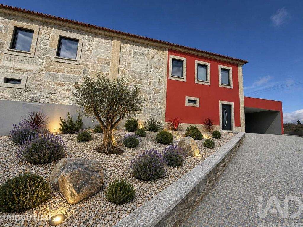 Moradia geminada T3 em Pedreira, Rande e Sernande de 187,4 m2 - Grande imagem: 2/40
