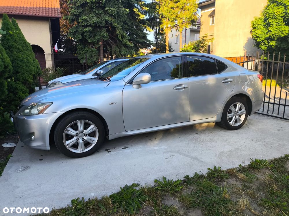 Lexus IS 220 D Elegance - 3