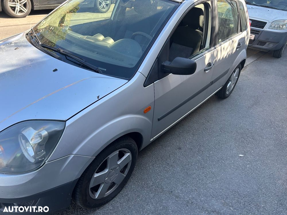 Ford Fiesta - 6