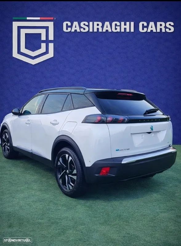 Peugeot e-2008 GT Pack - 2