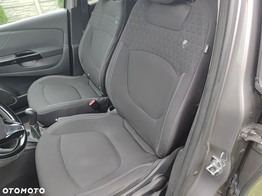 Renault Captur - 17