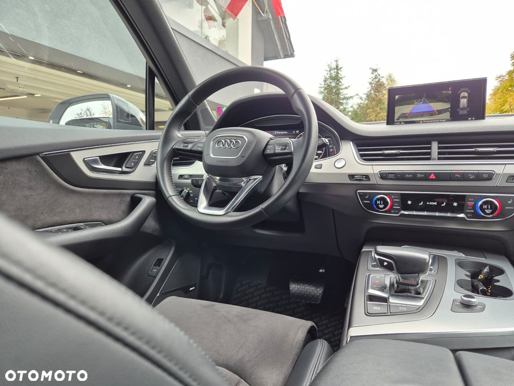 Audi Q7 - 15
