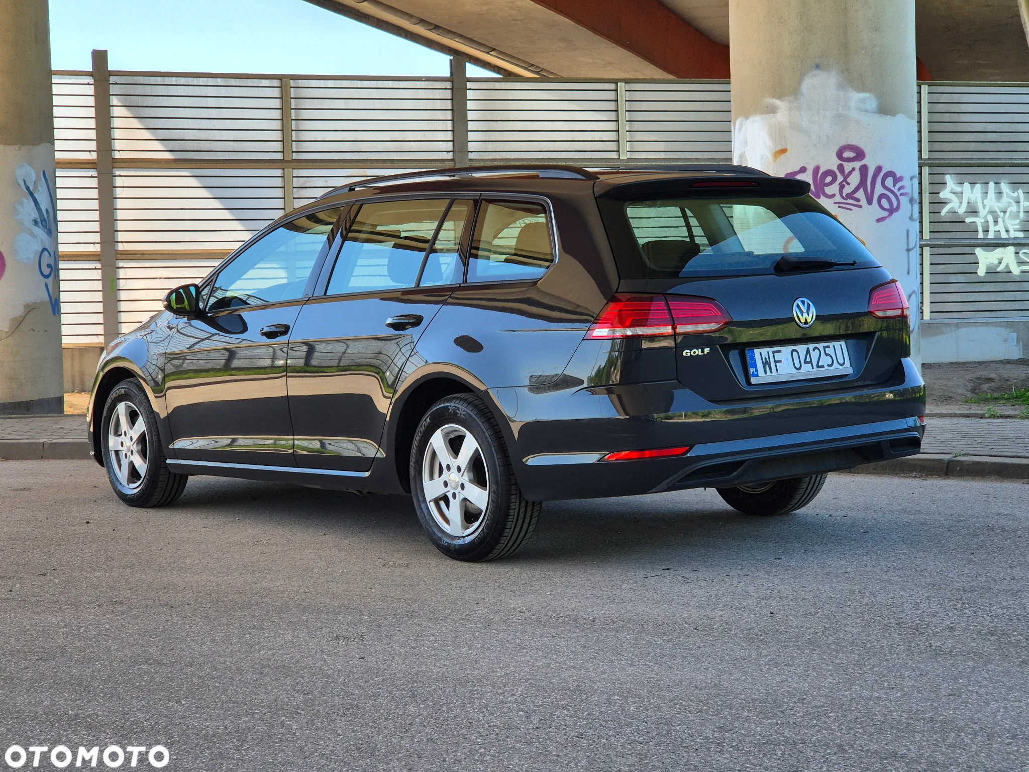 Volkswagen Golf VII 1.0 TSI BMT Trendline - 2