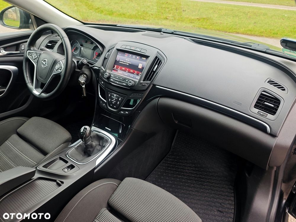 Opel Insignia - 33