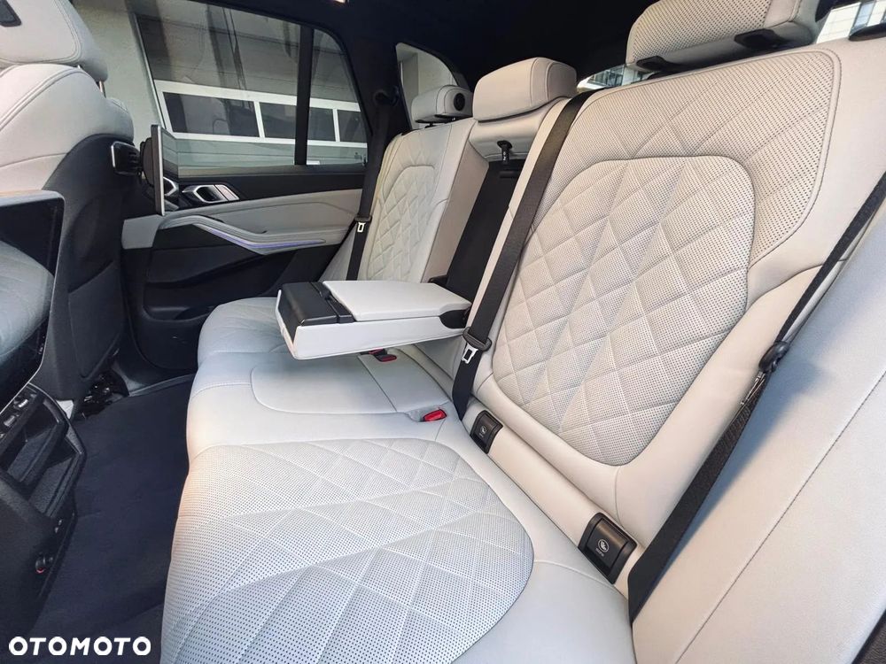 BMW X5 xDrive40i - 31