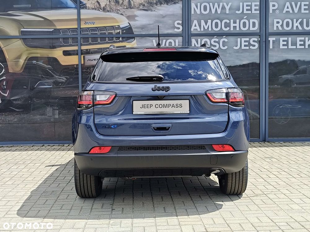 Jeep Compass - 13