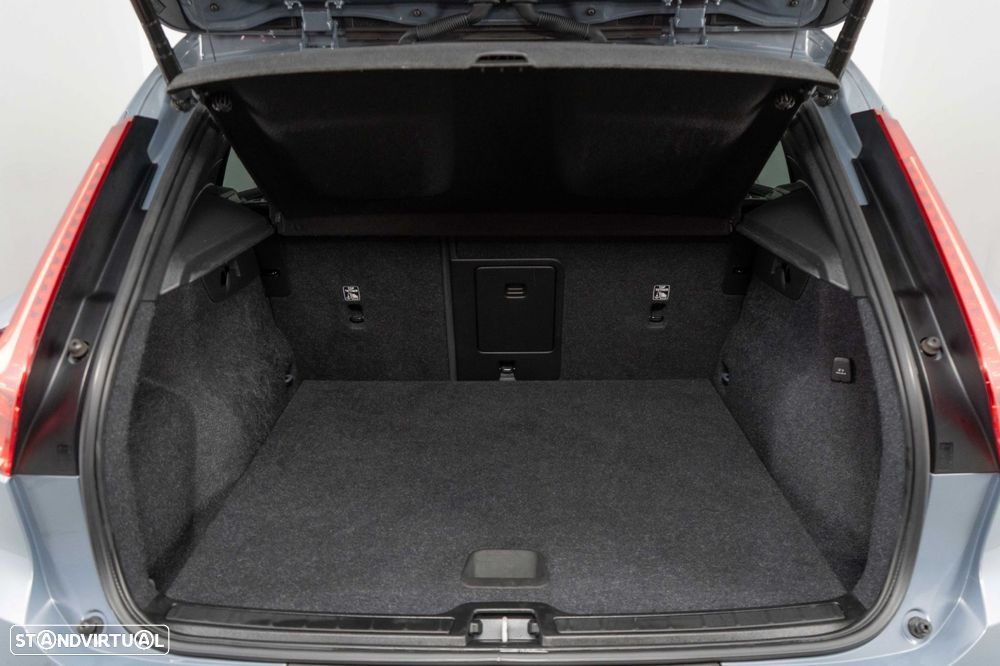 Volvo XC 40 1.5 T4 PHEV Inscription - 13