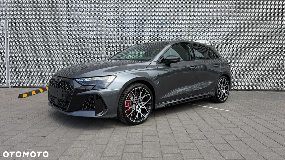 Audi RS3 Sportback - 2
