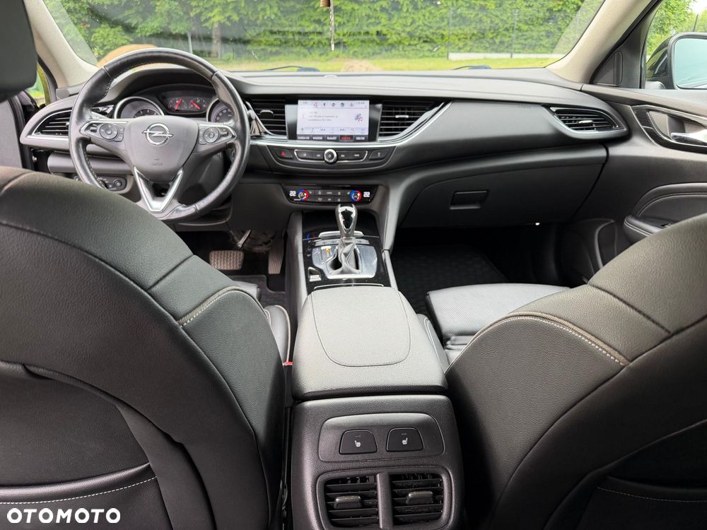 Opel Insignia 2.0 T 4x4 Exclusive S&S - 11