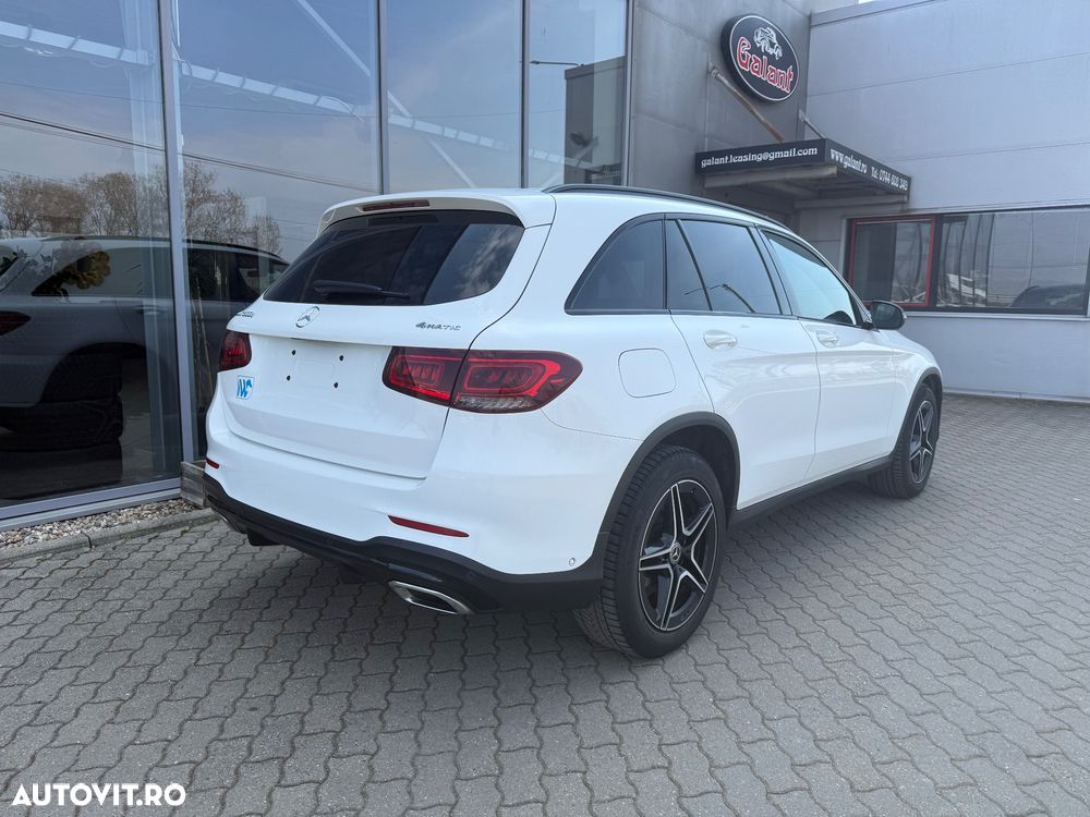 Mercedes-Benz GLC 300 d 4MATIC 9G-TRONIC AMG Line Plus - 3