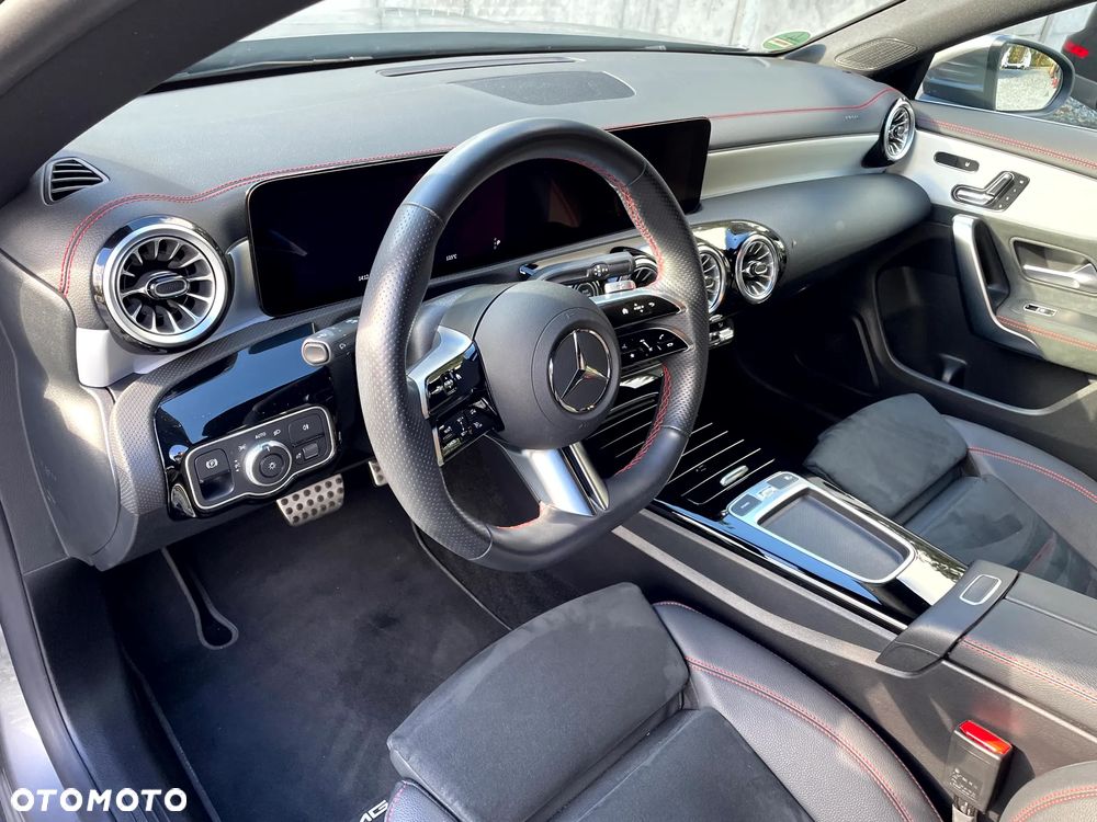 Mercedes-Benz CLA 2024