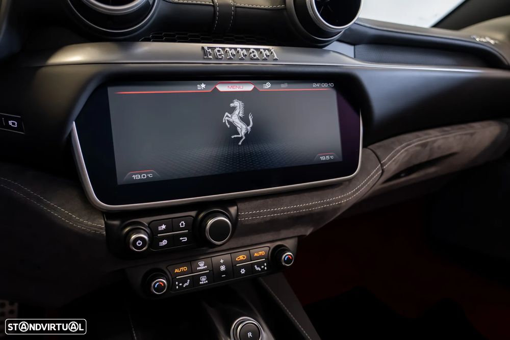 Ferrari Portofino 3.9 Twin-Turbo V8 — fotografia 14