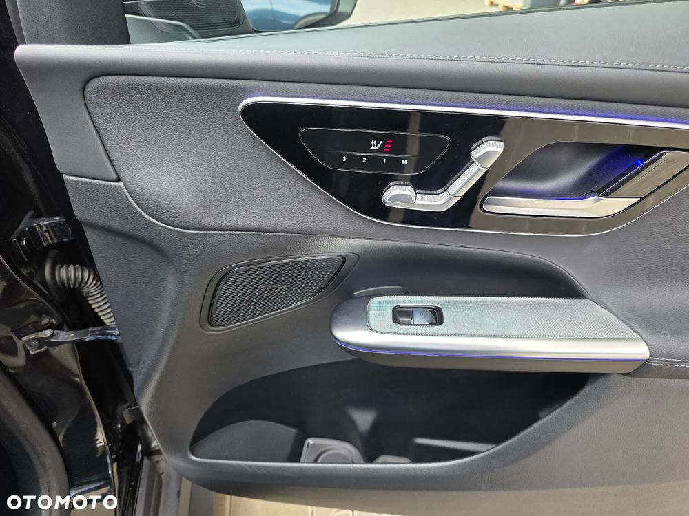 Mercedes-Benz GLC 200 mHEV 4-Matic AMG Line - 23