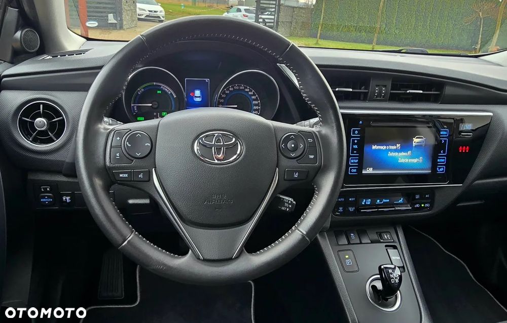 Toyota Auris - 21