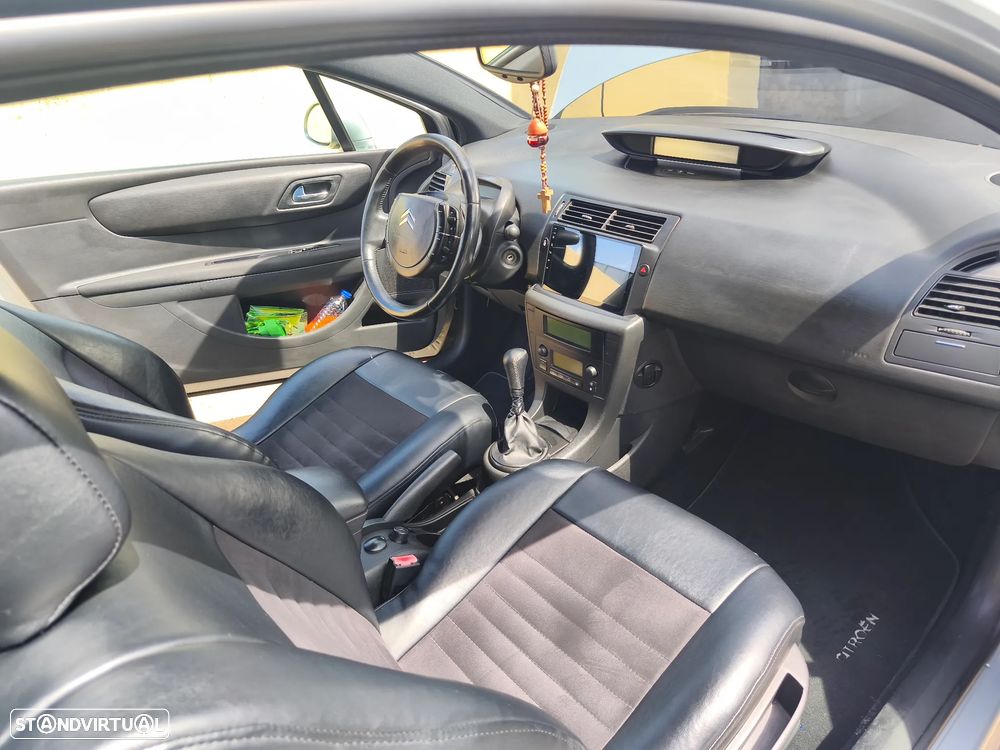 Citroën C4 1.4 16V VTR Pack - 11