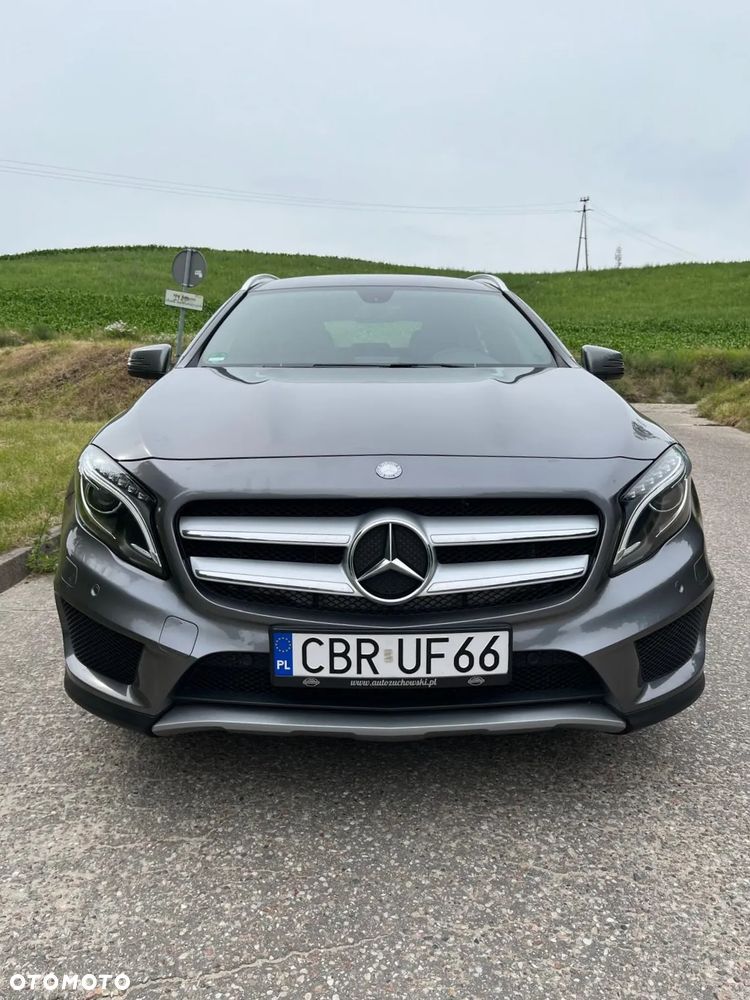 Mercedes-Benz GLA 220 CDI 4Matic 7G-DCT AMG Line - 9