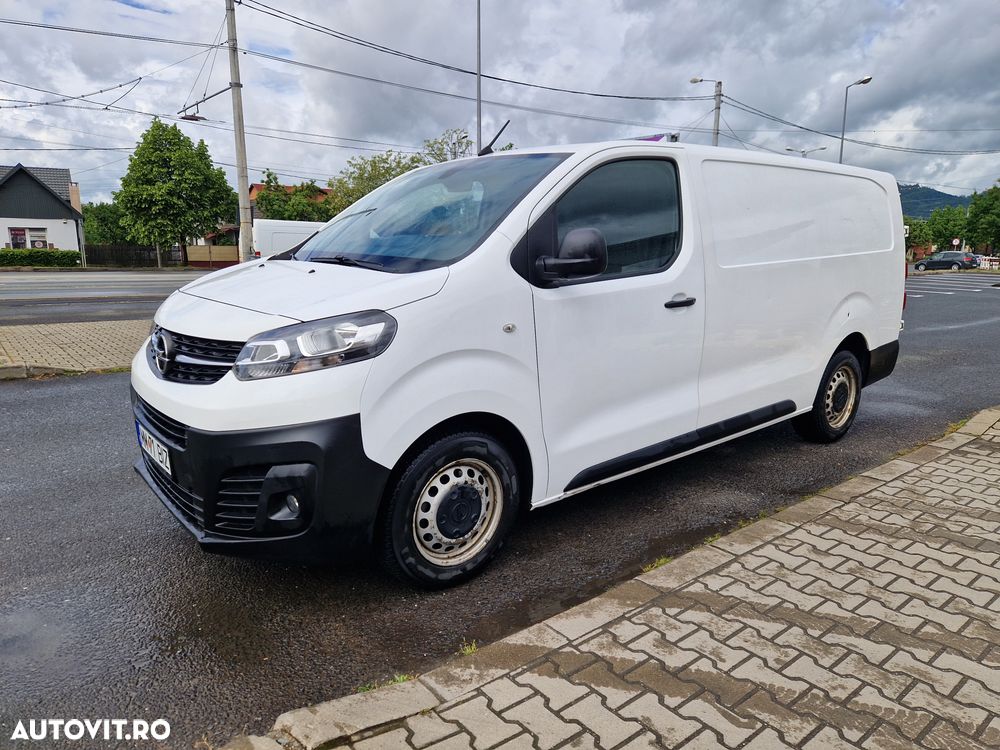 Opel Vivaro - 1