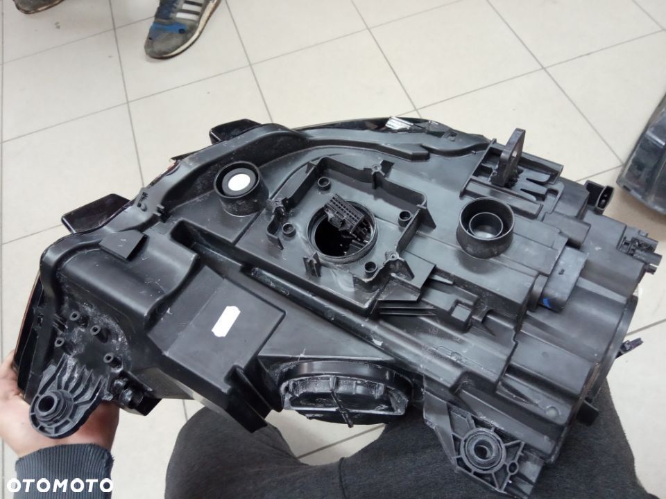 Audi a3 8v lift reflektor Xenon 8v0941005e - 2